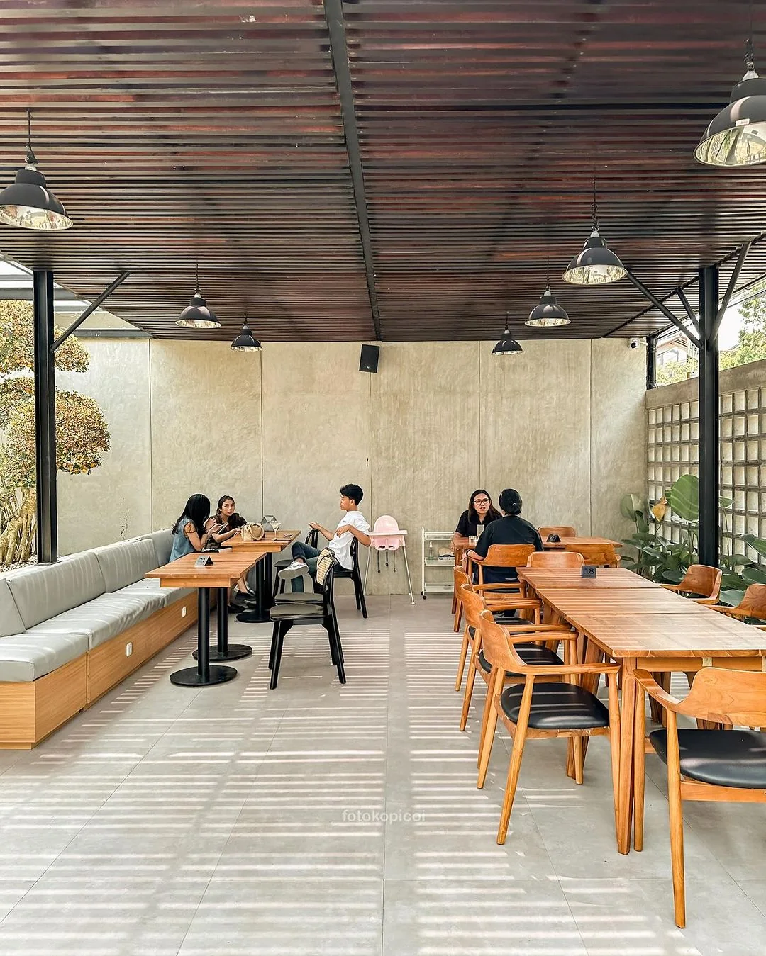 The Space Paragraph Coffee & Eatery
